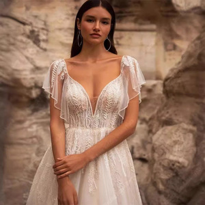 French Style Wedding Dress White A-Line Tulle V-Neck Empire Waist Vintage Fashion - Product Image 4