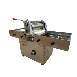 Équipement de pressage de barre <span class=keywords><strong>granola</strong></span> commerciale Machine de formage de bonbons au nougat Machine de fabrication de barres protéinées Machine à biscuits presse à biscuits - Product Image 1