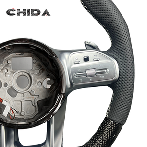 Volante Personalizado de Fibra de Carbono Brillante para <span class=keywords><strong>Mercedes</strong></span> <span class=keywords><strong>Benz</strong></span> 809 W205 C63 W213 E63 GLC G55 GLC300 CLA S300 S320 S500 - Product Image 3