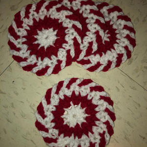   Sous-verres au crochet faits main, pour un bonheur artisanal - Product Image 1