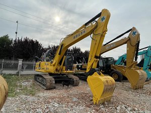 Excavatrice sur chenilles Komatsu PC210 avec moteur puissant et options multi-outils |   PC200 PC210LC-11 PC220 PC240 PC290 - Product Image 3