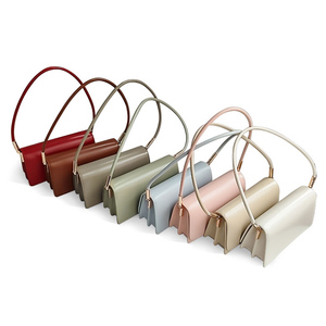 Borse a tracolla piccole da <span class=keywords><strong>donna</strong></span> 2024 all'ingrosso personalizzate alla moda Vintage in vera pelle - Product Image 1