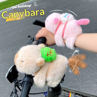 Bracelet en peluche Capybara mignon et tendance pour employés de bureau, à clipser, en peluche courte, idéal pour les trajets quotidiens