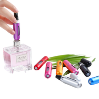 Flacons de parfum vides de luxe personnalisés, mini 5ml 8ml, rechargeables par le bas, en verre, atomiseur de parfum portable en aluminium