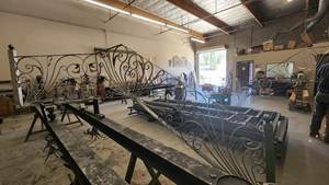 Prima Style européen en <span class=keywords><strong>fer</strong></span> <span class=keywords><strong>forgé</strong></span> escalier main courante intérieur balcon garde-corps <span class=keywords><strong>baie</strong></span> vitrée clôture maison couloir garde-corps - Product Image 6