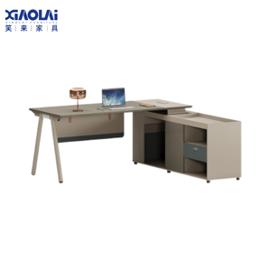 Suite di Mobili per Ufficio Moderni con Grande Scrivania Direzionale e Postazione di Lavoro - Product Image 4