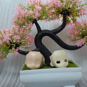 Tête de poupée en PVC personnalisée fabriquée à l'aide d'un moule - Product Image 2