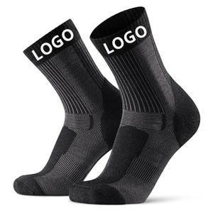 Jingwen OEM Calcetines De Lana <span class=keywords><strong>Merina</strong></span> Montañismo al aire libre Deporte Correr Merino Calcetines De Lana Hombres - Product Image 1