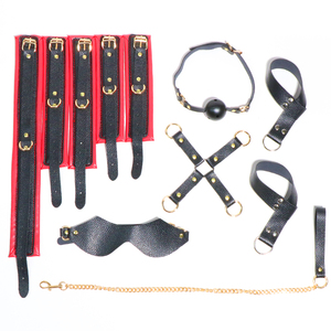 SM Fun - Juego de Accesorios de Bondage de Cuero Desmontables, Juguetes Sexuales para Parejas, Alternativas para el Coqueteo - Esposas y Tobilleras - Product Image 2