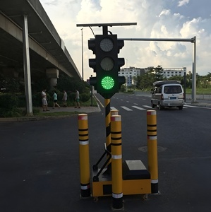 Semáforos Solares LED Personalizados, Portátiles con Trípode para Control de Tráfico Temporal en Obras Viales - Product Image 4