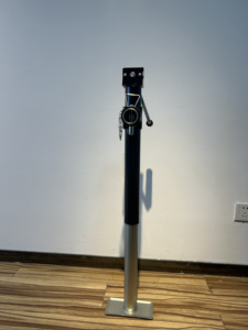 Nuevo Soporte Redondo para Remolque <span class=keywords><strong>de</strong></span> RV con Capacidad <span class=keywords><strong>de</strong></span> 2000 Libras y <span class=keywords><strong>Rueda</strong></span> <span class=keywords><strong>de</strong></span> Apoyo - Product Image 4