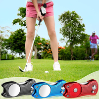 Outil de réparation de divots de golf multifonction avec brosse, nettoyeur de rainures, marqueur de balle magnétique et mousqueton – 4 couleurs