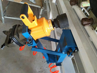 Machine à travailler le bois, machine à fixer le placage de bois