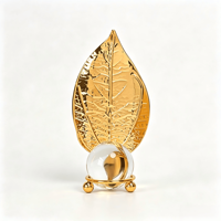 Ornement de luxe en forme de boule de cristal avec feuille dorée, figurine décorative en métal pour table, maison, ou comme cadeau de mariage
