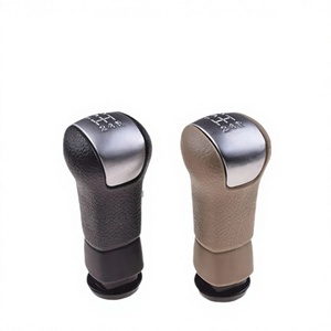 Poignée de levier de vitesse pour Nissan Qashqai, cuir beige, design ergonomique, transmission manuelle - Product Image 5