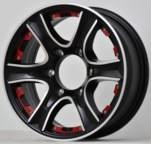 Jante de remorque Thoroughbred noire et argentée de 16 pouces à 6 goujons - Motif de goujons 6 sur 5,5 pouces - Largeur de 6 pouces pour le marché australien - Product Image 1