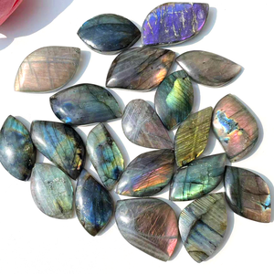 Nuovi Arrivi Intaglio di Pietre Preziose a Forma di Foglia in Cristalli Naturali di <span class=keywords><strong>Labradorite</strong></span> Blue Flash per la Creazione di Gioielli Fai-da-Te - Product Image 3