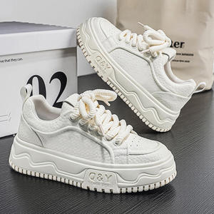 Chaussures de créateur de haute qualité pour hommes, baskets en cuir respirantes et épaisses, style rétro décontracté pour la marche - Product Image 4