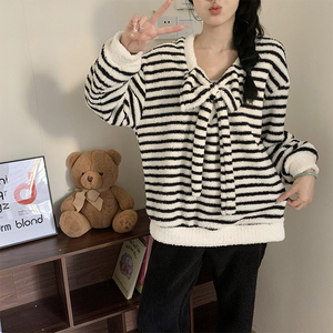Conjuntos de ropa de dormir 2554 # invierno medio terciopelo Pijamas Mujer Princesa viento grueso dulce niña ropa de casa conjunto de pijamas - Product Image 4