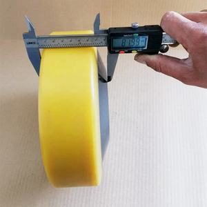 Bon <span class=keywords><strong>prix</strong></span> 230x75/82-45 mm Jungheinrich <span class=keywords><strong>STILL</strong></span> BT Roue de traction de <span class=keywords><strong>chariot</strong></span> <span class=keywords><strong>élévateur</strong></span> en polyuréthane PU durable utilisée sur - Product Image 6