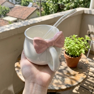 Nueva <span class=keywords><strong>Taza</strong></span> <span class=keywords><strong>de</strong></span> Café <span class=keywords><strong>de</strong></span> Cerámica con Forma <span class=keywords><strong>de</strong></span> Lazo <span class=keywords><strong>de</strong></span> Corazón, Linda <span class=keywords><strong>Taza</strong></span> <span class=keywords><strong>de</strong></span> Té con Leche para Niñas, Elegante Regalo para el Día <span class=keywords><strong>de</strong></span> <span class=keywords><strong>la</strong></span> Madre - Product Image 1