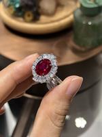 Bague Romantique pour Femme en Argent 925 Plaqué Rhodium avec Rubis de Laboratoire Taille Ovale Sertie à Griffes – Cadeau Idéal pour Fête, Petite Amie, Fiançailles, Mariage