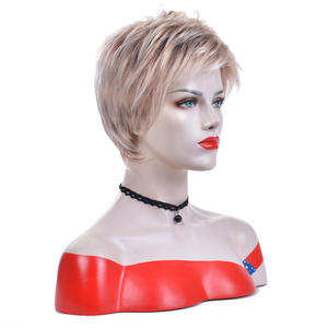 Pelucas de Cabello Sintético Resistentes al Calor, Color Rubio <span class=keywords><strong>Corto</strong></span> Natural, para Mujer, Venta al Por Mayor - Product Image 4