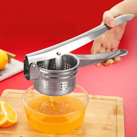 Presse-purée multifonctionnel manuel pour légumes, pommes de terre et fruits mous