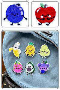 Patch décoratif auto-adhésif en polyester brodé de fruits mignons, sans couture, pour accessoires vestimentaires - Product Image 2