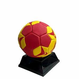 China fabrica pelota de balonmano tamaño 3 <span class=keywords><strong>2</strong></span> 1 pelota de balonmano de entrenamiento <span class=keywords><strong>profesional</strong></span> - Product Image 1