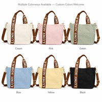 Tas Selempang Wanita Kanvas OEM Pabrik, Multi Kantong Resleting, Tali Selempang Huruf yang Dapat Disesuaikan, untuk Pesanan Grosir