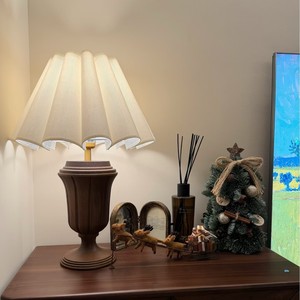 Lámpara de mesa de madera maciza E27 LED, iluminación de cabecera para el cuidado de los ojos, para dormitorio, sala de estar - Product Image 1