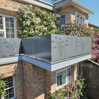 Écrans décoratifs en acier inoxydable découpés au laser, panneaux de revêtement de balcon, garde-corps d'escalier, cloisons, balustrades extérieures de qualité supérieure