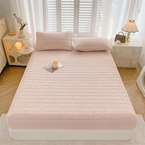 Housse de <span class=keywords><strong>matelas</strong></span> perméable à l'air et anti-<span class=keywords><strong>acariens</strong></span> personnalisée en usine Housse de <span class=keywords><strong>matelas</strong></span> contre les punaises de lit Protège-<span class=keywords><strong>matelas</strong></span> imperméable et lavable - Product Image 3