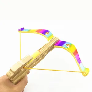 Arco de madeira e flecha para crianças, brinquedo uml com buzina para treinamento de coordenação dos olhos e tiro ao alvo