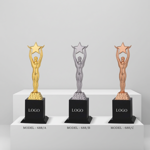 Trofeo de Campeones de Primera, Segunda y Tercera Posición de Alta Calidad, Portátil, de Metal Fundido a Presión, con Acabado Cromado y Logotipo Personalizado Grabado - Product Image 1