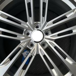 <span class=keywords><strong>Jantes</strong></span> forgées sur mesure de style original pour <span class=keywords><strong>Audi</strong></span> S6 19 <span class=keywords><strong>20</strong></span> 21 22 <span class=keywords><strong>pouces</strong></span> 5X112 Convient pour A6 A7 A8 S7 <span class=keywords><strong>Q5</strong></span> Q7 Q8 - Product Image 4