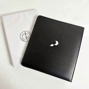 Álbum de Fotos Kpop de Cuero PU de Alta Calidad, Impermeable, con 4 Bolsillos, para Tarjetas Coleccionables, Embalaje Personalizado - Product Image 3