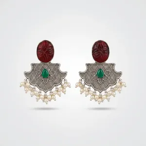 Boucles d'oreilles pendantes vintage en forme de couronne, style bohème, oxydées, avec imitation perle, pompon et agate, bijoux plaqués cuivre antique pour femme - Product Image 1