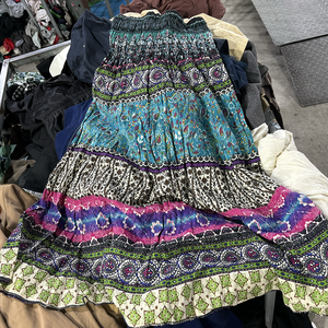 Gonne da <span class=keywords><strong>donna</strong></span> all'ingrosso <span class=keywords><strong>vestiti</strong></span> usati 2 ° gonna di <span class=keywords><strong>cotone</strong></span> lungo per la signora abbigliamento femminile usato <span class=keywords><strong>vestiti</strong></span> balle - Product Image 2