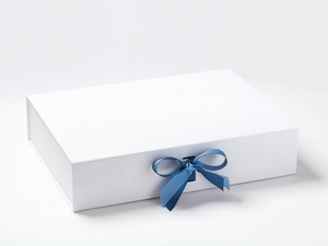 Boîte cadeau en papier pliable magnétique blanche recyclable personnalisée, boîte cadeau de luxe pour soins de la peau - Product Image 3