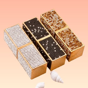 หลอดลิปสติกสี่เหลี่ยมแบบทำด้วยพลอยเทียมแท่งลิปสติกปลายสูงแบบสั่งทำ - Product Image 5