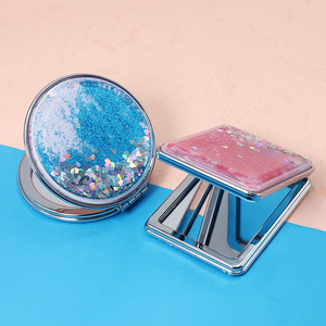 กระจกทรายเหลวในกระเป๋าลายหัวใจสองด้านพับได้สะท้อนแสงแบบพกพาสามารถออกแบบโลโก้ได้ตามต้องการ - Product Image 1