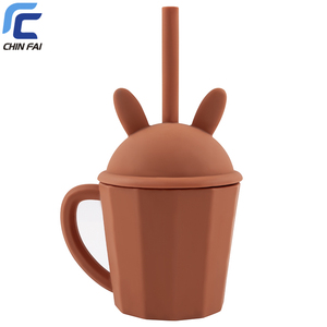 Tasse d'apprentissage 100 % silicone pour bébé avec motif de dessin animé, tasse à paille anti-fuite pour 6 mois et plus, sans BPA, pour les repas des enfants - Product Image 3