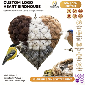 Nichoir en forme de cœur avec logo personnalisé, fabrication artisanale en fer, nid d'oiseau suspendu, fibre d'alpaga, décoration de jardin écologique, toutes saisons - Product Image 1