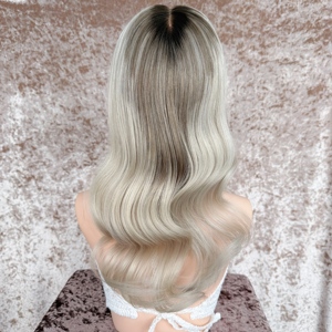 Topper per capelli umani vergini europei 100% non trattati, realistici e di tendenza, per donna, base mono 5x6, ondulati, biondo cenere - Product Image 2