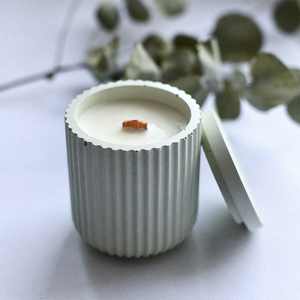 Usine de fabrication de bougies aromatiques à étiquette privée AIKUN, bougie en cire de soja écologique, bougie en céramique de luxe, emballage cadeau pour hôtels - Product Image 2