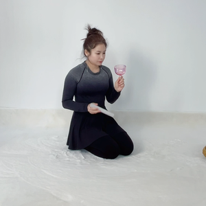 EAST Sound Healing Crystal Grail Crucible en quartz <span class=keywords><strong>rouge</strong></span> violacé Poignée de bol chantant pour la méditation Relaxation Applications de fusion - Product Image 6