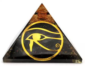 Pyramide d'orgonite en pierre précieuse de tourmaline noire naturelle |   Objet décoratif artisanal en cristal pour la guérison énergétique |   Protection contre les EMF | - Product Image 4
