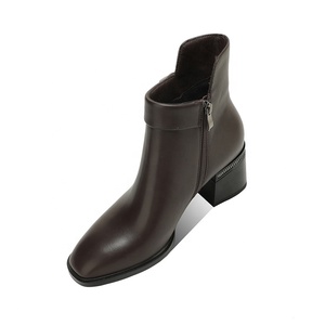 <span class=keywords><strong>Botines</strong></span> <span class=keywords><strong>de</strong></span> tacón grueso negros <span class=keywords><strong>de</strong></span> Moncheer para mujer, <span class=keywords><strong>con</strong></span> punta cuadrada, formales, <span class=keywords><strong>de</strong></span> caña alta, <span class=keywords><strong>con</strong></span> cierre <span class=keywords><strong>de</strong></span> cremallera, para verano, que aumentan la altura - Product Image 4